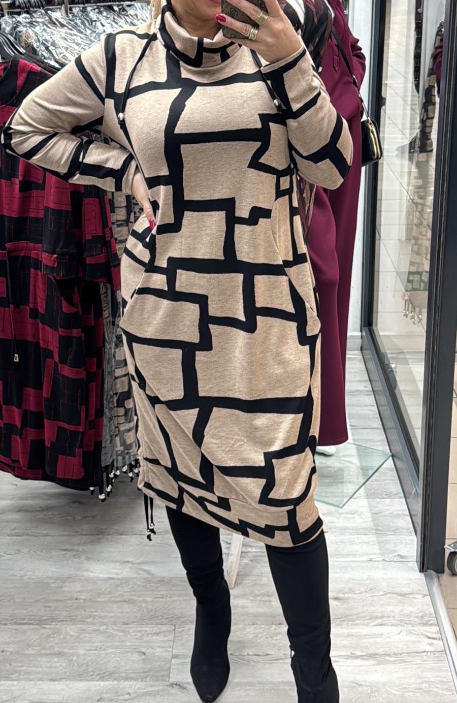 Sportinio stiliaus suknelė RK9 dora